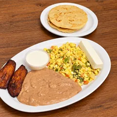 Desayuno Salvadoreño