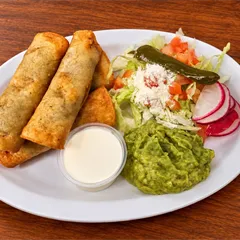 Taquitos Dorados (Pollo or Beef)